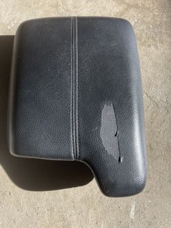 2014 Honda Accord - Center Console Arm Rest
