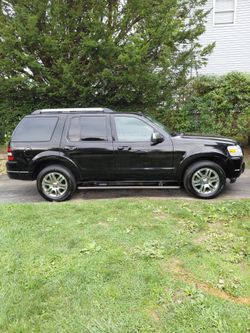 2010 Ford Explorer