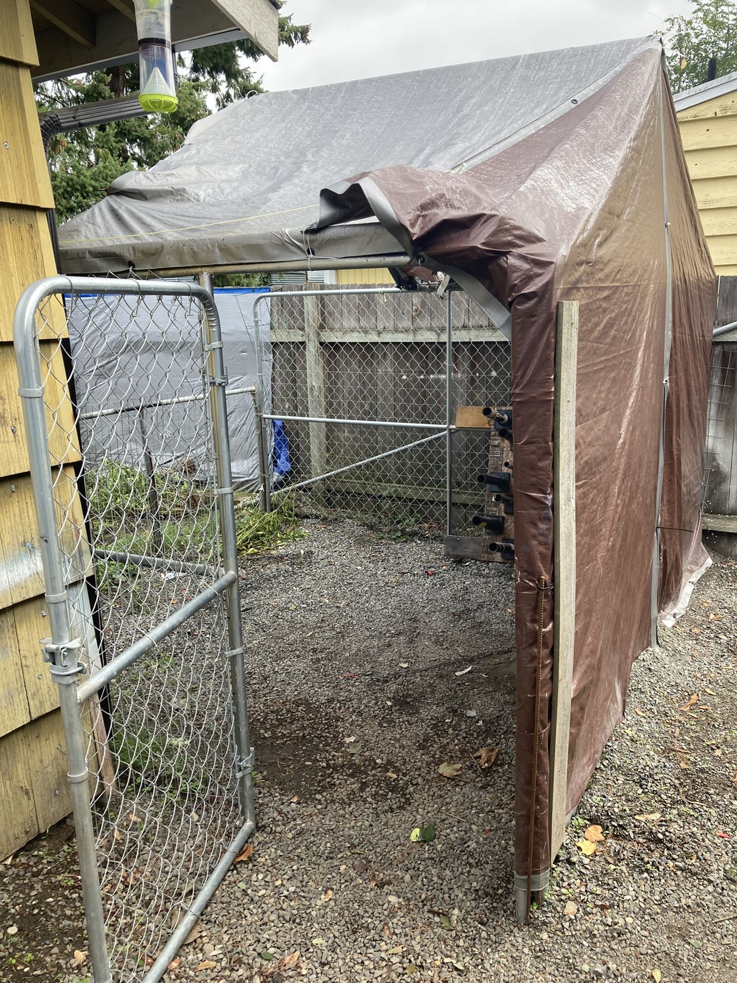 10’ x 10’ dog kennel for Sale in Joint Base LewisMcChord, WA OfferUp