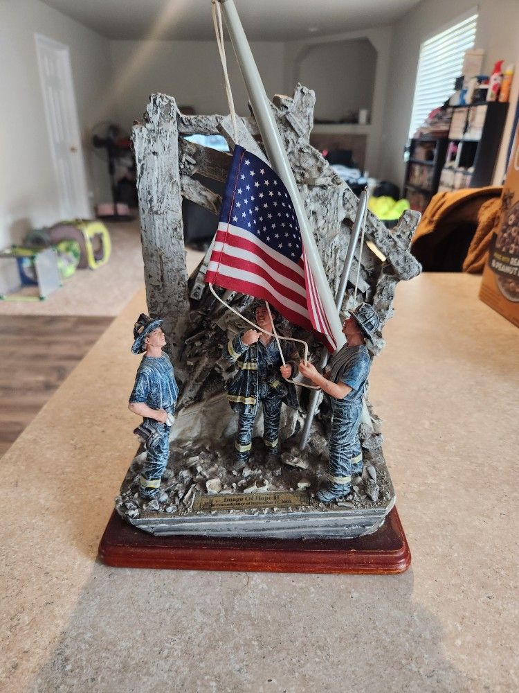 Image Of Hope II Statue