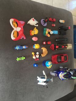 Toy lot 24 toys