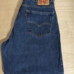 Men’s Levi’s 560 Straight Fit Size 34x30 ( Great Condition)
