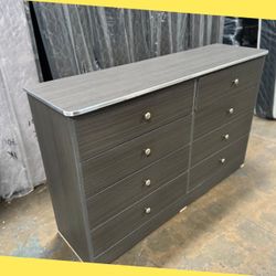 Dresser/ Eight drawers dresser