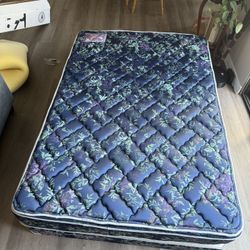 [FULL] Mattress+Box Spring+Simple Frame