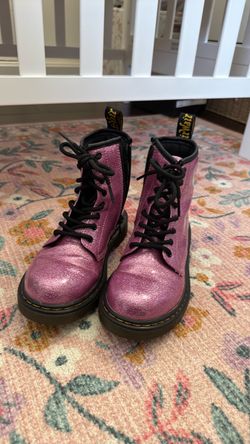 Dr. Martens Kids Pink Glitter Lace-Up Boots