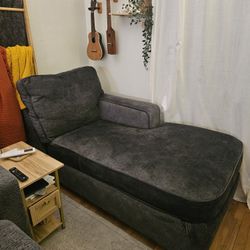 Chaise Lounge