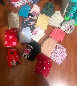17 pairs of girls pjs