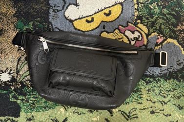 Gucci Jumbo GG Embossed Leather Belt Bag - Black (Style 645093)