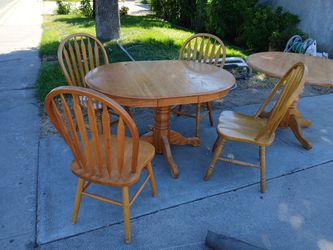 Dinning/kitchen Table With Chairs