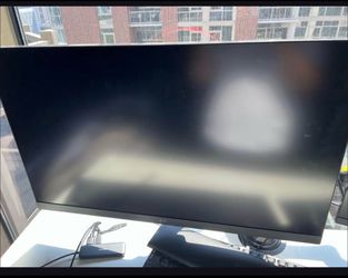 LG Monitor, monitor arms and Keyboard
