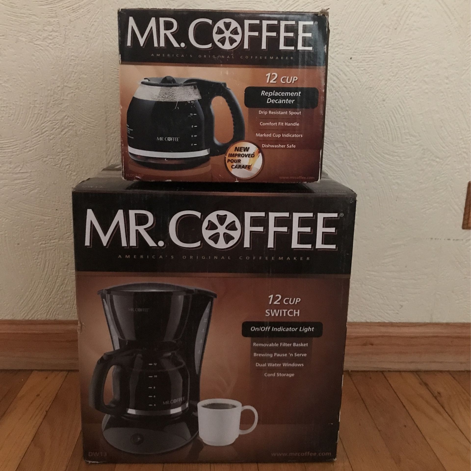 Mr Coffee New Maker With Extra Decanter New In Box 
