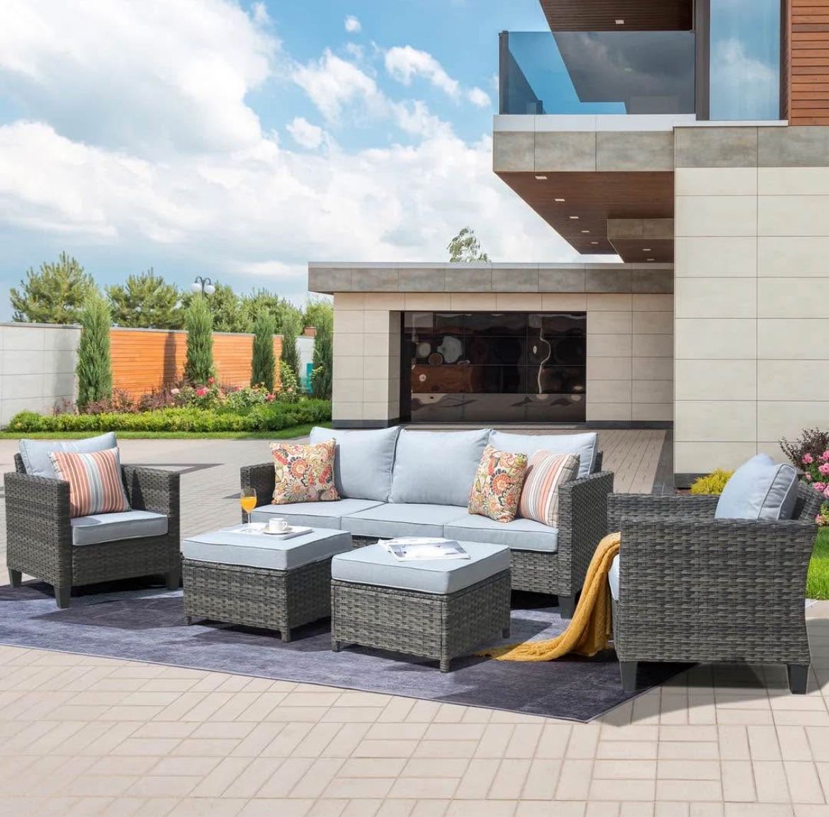 Brand New Patio Outdoor Furniture Set