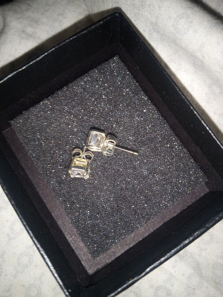 Vintage Diamond Earings