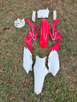 Dirt bike plastics