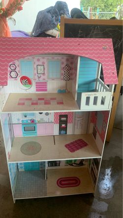 Doll house / kitchen