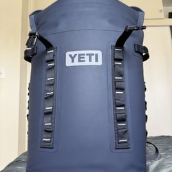 YETI Hopper M20 Soft Backpack Cooler