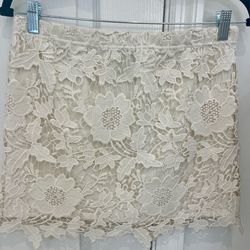 VERO MODA white lace skirt, size M