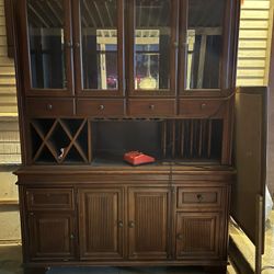 Free China Cabinet 