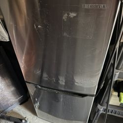 Good Condition-Mini Fridge