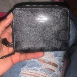 A Medium Coach Wallet Somewhat New 