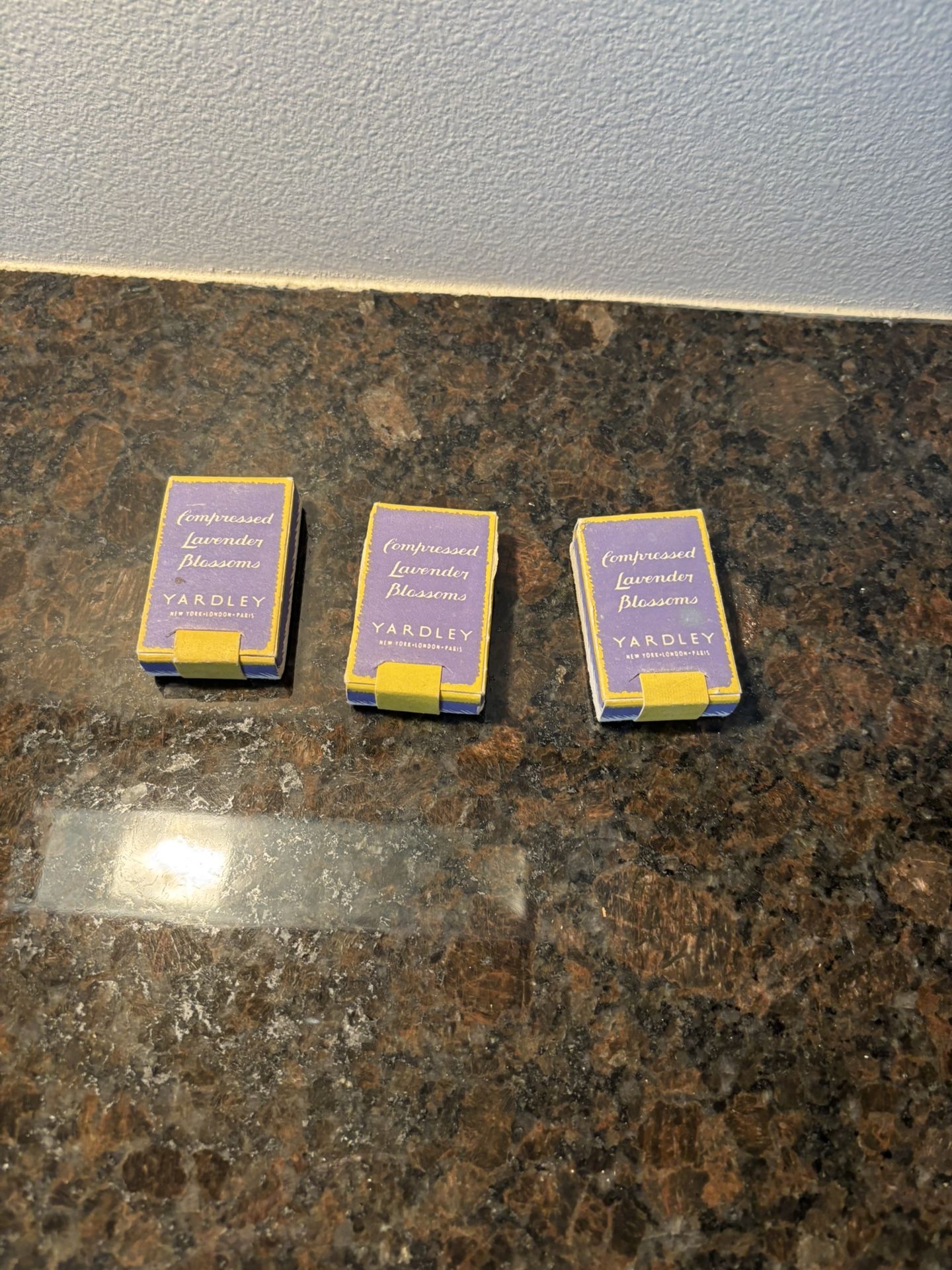 Yardley Compressed Lavender Blossoms 