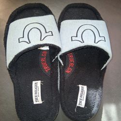 Mens Sz 7-8 Slippers