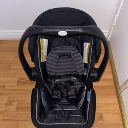 Graco New Born Car Seat