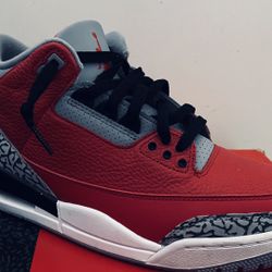 JORDAN 3 UNITE RED SIZE 9.5