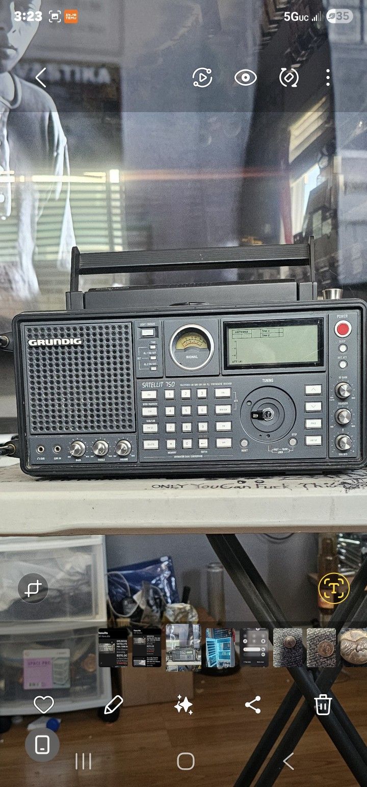 Grundig Satilight Am Fm Broadband Connection