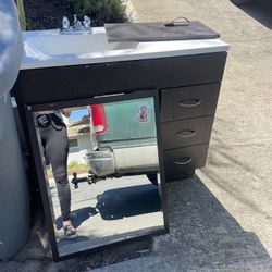 Free Vanity And Mirror - 1043 E. 5th Ave. 