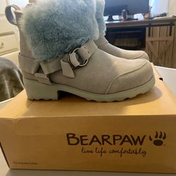 Women’s BearPaw Roxy Suede Boots Sz 8 New