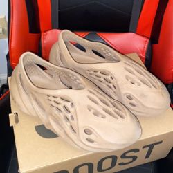 Yeezy Foam Runners 