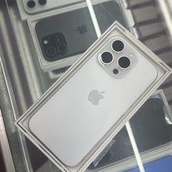 iPhone 16 Pro 256gb Unlocked 