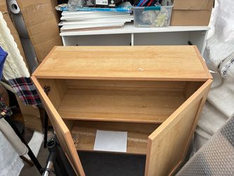 Two door cabinet oak