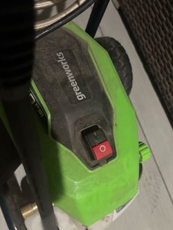 🟢 Greenworks Electric Pressure Washer – $100