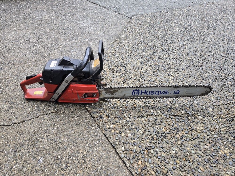 JONSERED CS 2166 Chainsaw