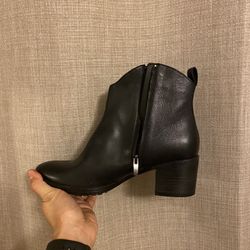 Clarks Narrative Boots ( Movie Act )