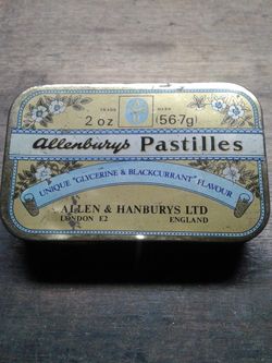 Vintage tin