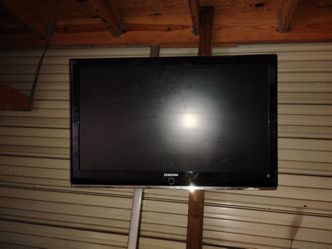 Samsung Flat Screen TV
