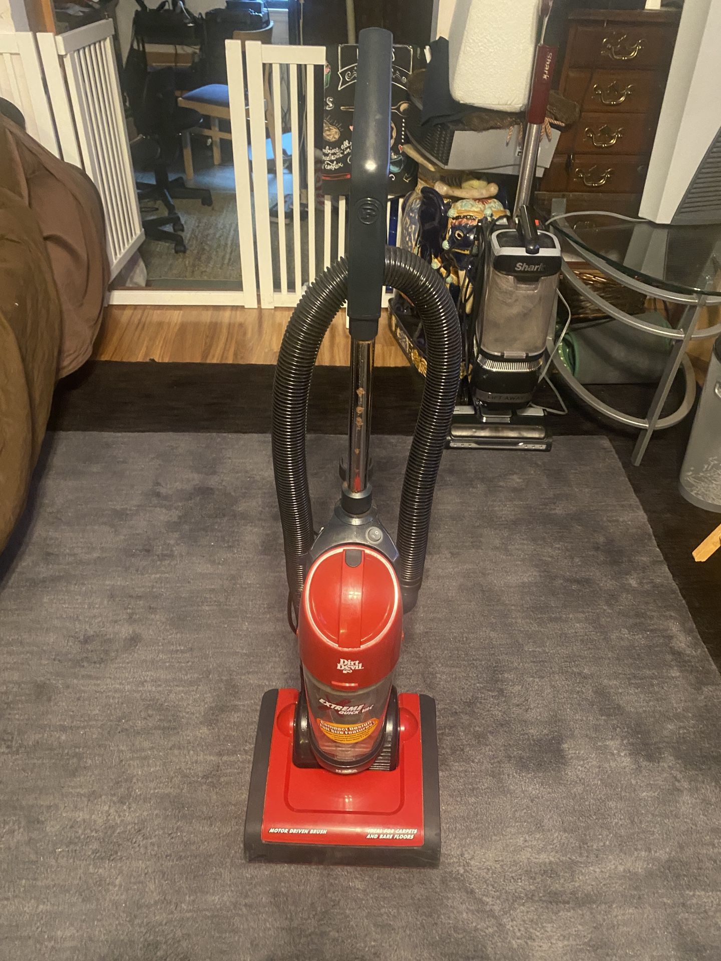 Vacuum Dirt Devil Extreme Quick