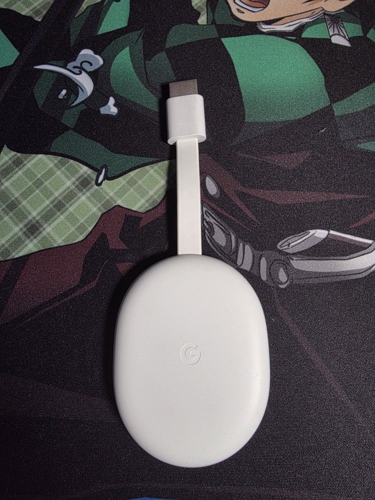 Chromecast w/Google TV