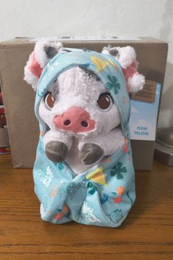 NWT!!  Disney Parks Babies Baby Pua Moana Blanket Pouch Plush 