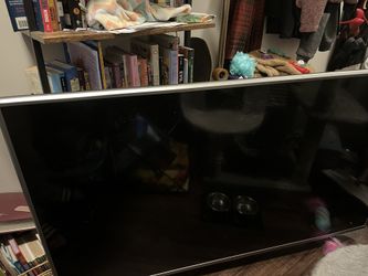 Sharp LED LCD TV 54.6in (NO REMOTE)