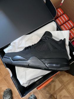JORDAN 4 BLACK CAT / NEW