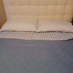 Full Size Bed
