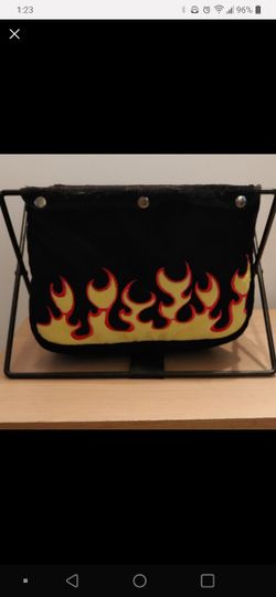 The Widgets Factory Magazine Rack