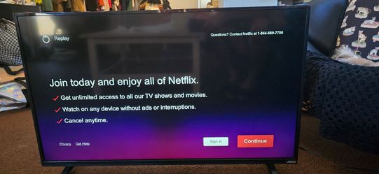 VIZIO 34" SMART TV