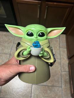 Disney parks Grogu Star Wars sipper