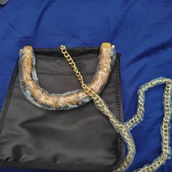 22" Chunky Gold Purse