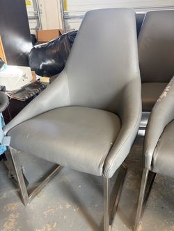 8 chairs free
